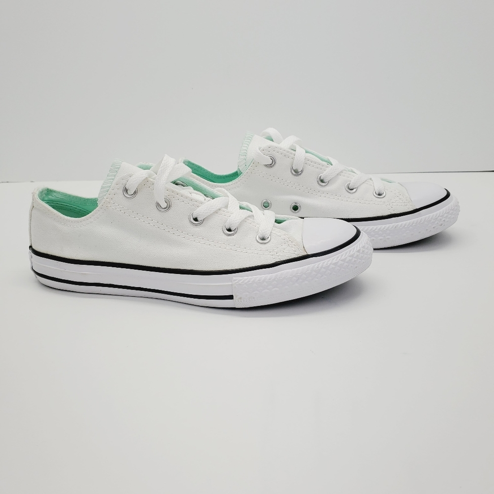 Converse Allstar Chuck Taylor low shoes